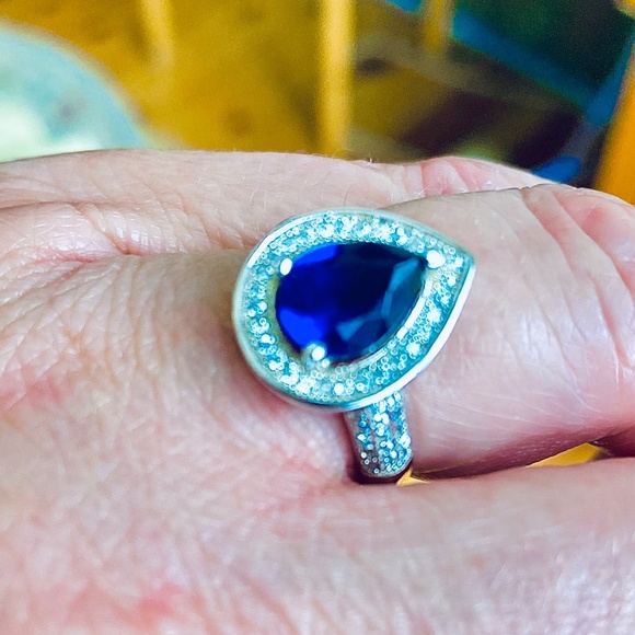 925 Sterling Silver Blue Sapphire and CZ ring - Picture 16 of 16